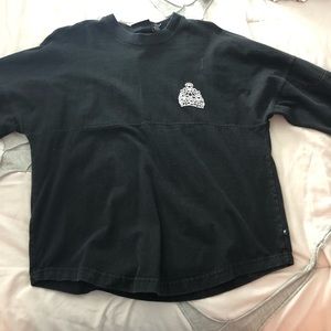 long sleeve heavy black shirt